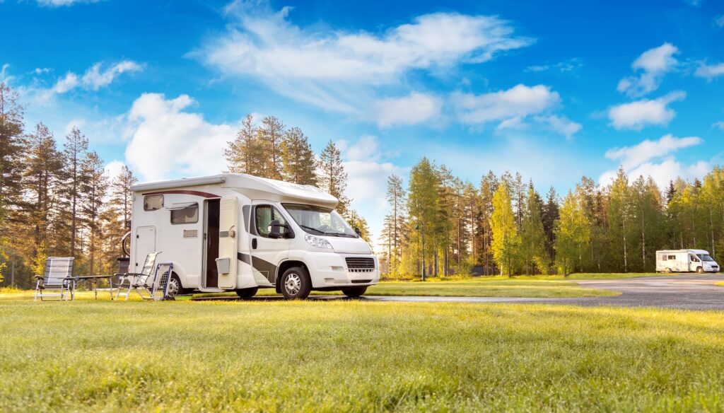 types of rvs: Class C Motorhomes