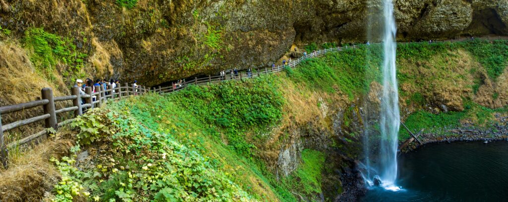 silverton oregon attractions